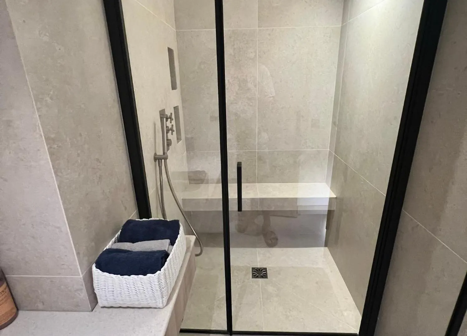 Appartement Luxe Louvre Paryż 0*,
